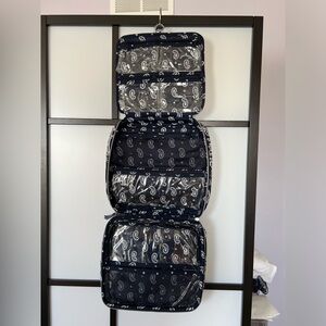 Vera Bradley travel hanging travel organizer. Navy. Twill. EUC. Non-smoking home
